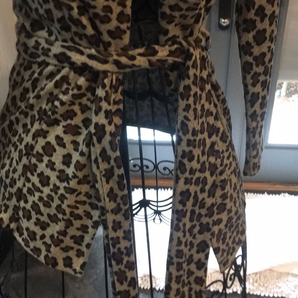 Jacket - Picture 2 of 4